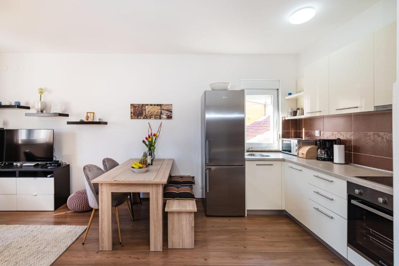Apartment Karla Ζαντάρ Εξωτερικό φωτογραφία